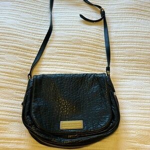 MarcJacob’s bag is excellent condition. Black pebbled leather